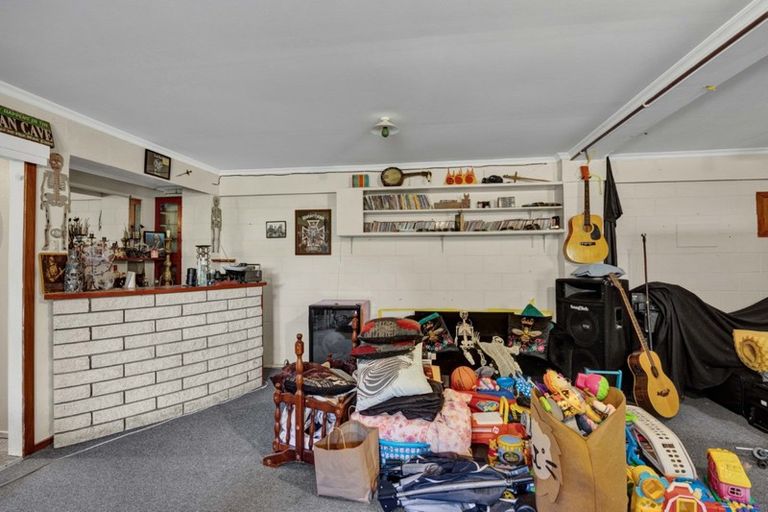 Photo of property in 1 Koromiko Street, Inglewood, 4330