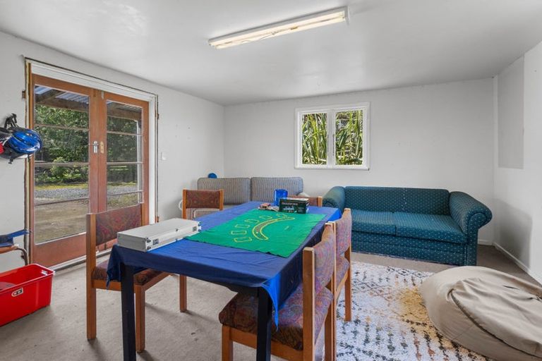 Photo of property in 120 Waihakeke Road, Waihakeke, Carterton, 5792
