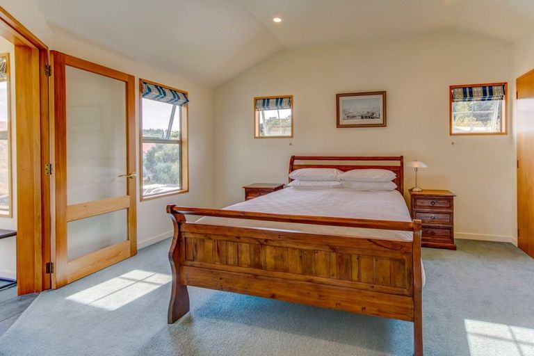 Photo of property in 22 Tenby Street, Wanaka, 9305