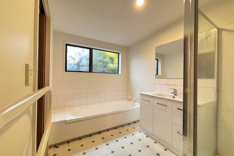 Photo of property in 1/182 Idris Road, Strowan, Christchurch, 8052