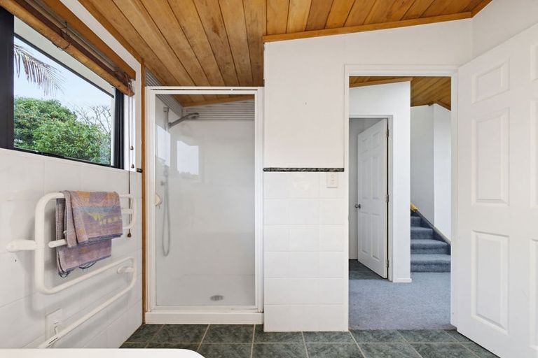 Photo of property in 18 Ngahere Road, Pukekohe, 2120
