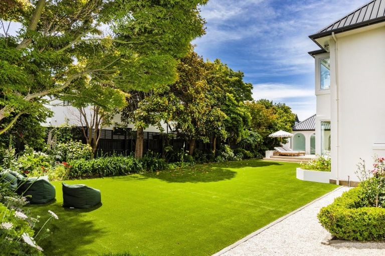 Photo of property in 93 Carlton Mill Road, Merivale, Christchurch, 8014