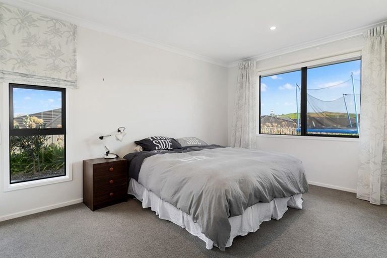 Photo of property in 15 Greystone Place, Omokoroa, 3114