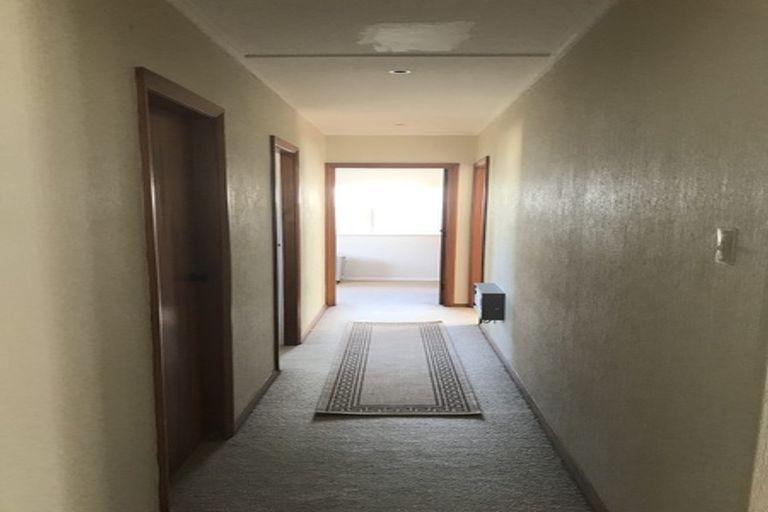 Photo of property in 102 Miramar Avenue, Miramar, Wellington, 6022