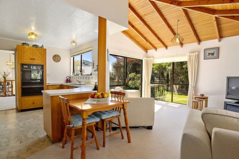 Photo of property in 57 Shackle Lane, Whitby, Porirua, 5024