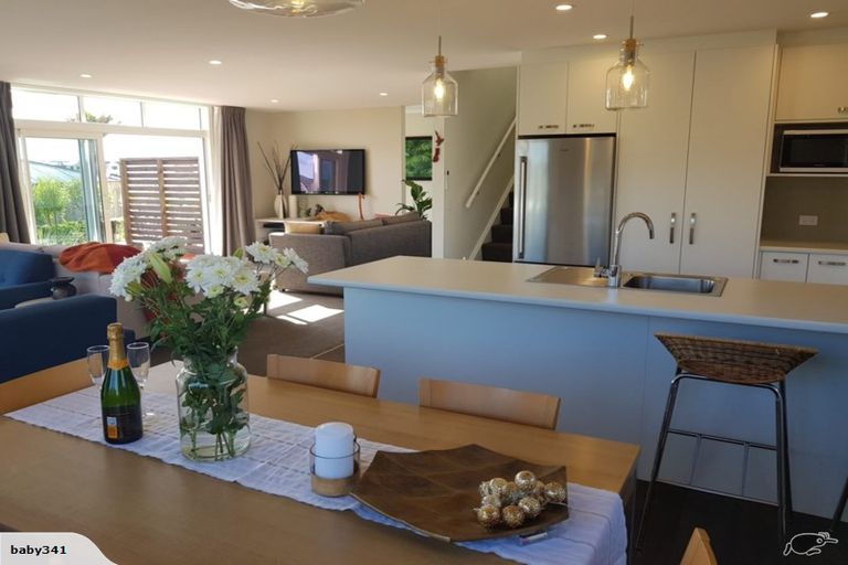 Photo of property in 1 Waipunahau Road, Waikanae, 5036