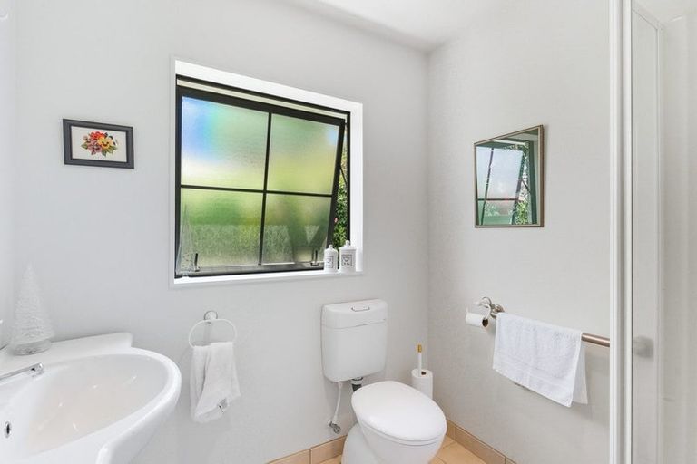 Photo of property in 5 Rimu Street, Waikanae, 5036