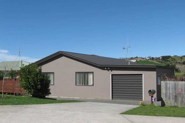 Photo of property in 12 Mamaku Rise, Welcome Bay, Tauranga, 3112