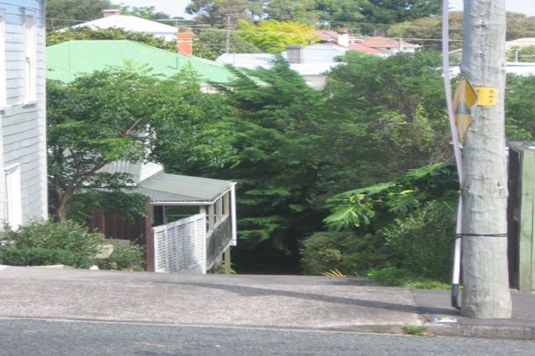 Photo of property in 1/49 Mozeley Avenue, Devonport, Auckland, 0624