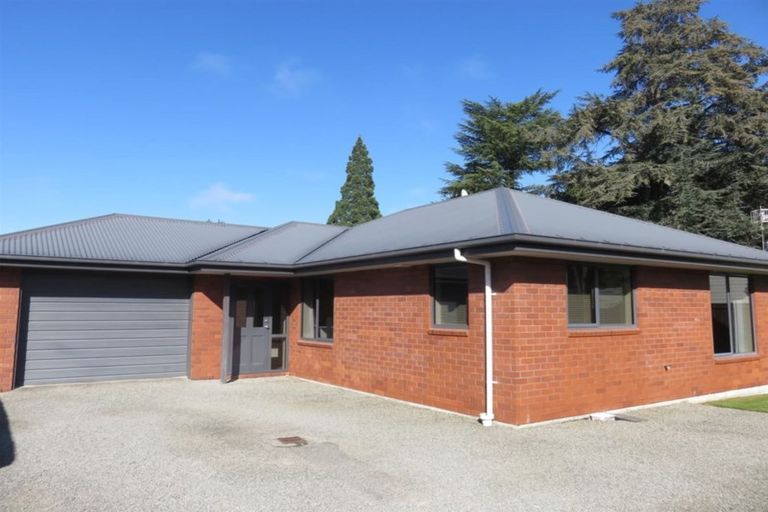 Photo of property in 92a Talbot Street, Geraldine, 7930