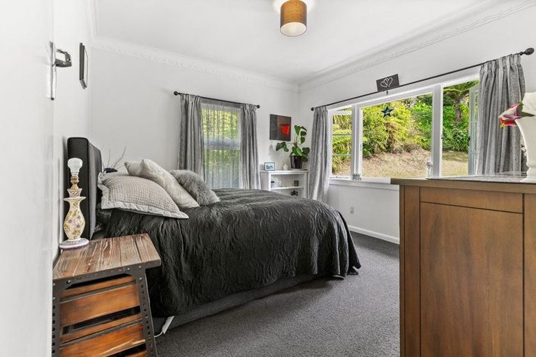 Photo of property in 143 Wairere Road, Waitakere, Henderson, 0782