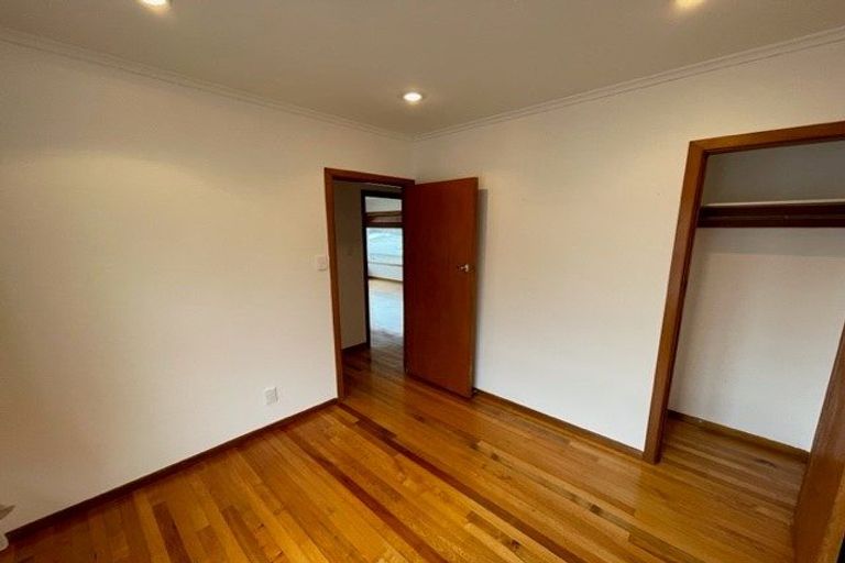 Photo of property in 4/87 Lake Road, Belmont, Auckland, 0622