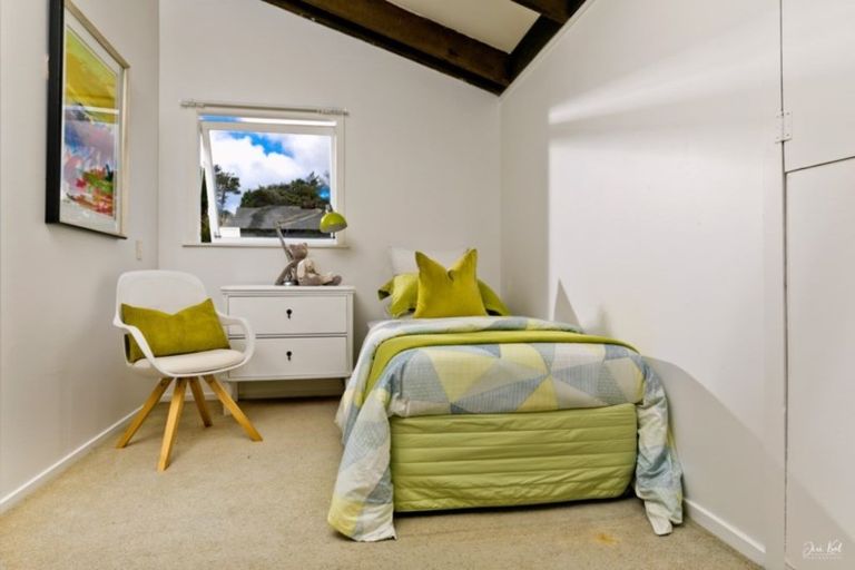 Photo of property in 80 Wishart Road, Helensville, 0875