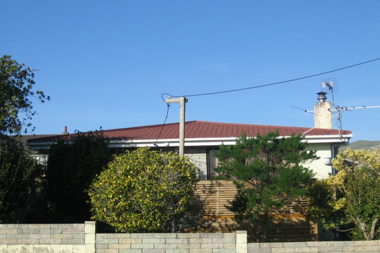 Photo of property in 36 Fantame Street, Cannons Creek, Porirua, 5024