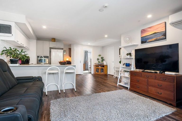 Photo of property in 104/25 Bute Road, Browns Bay, Auckland, 0630