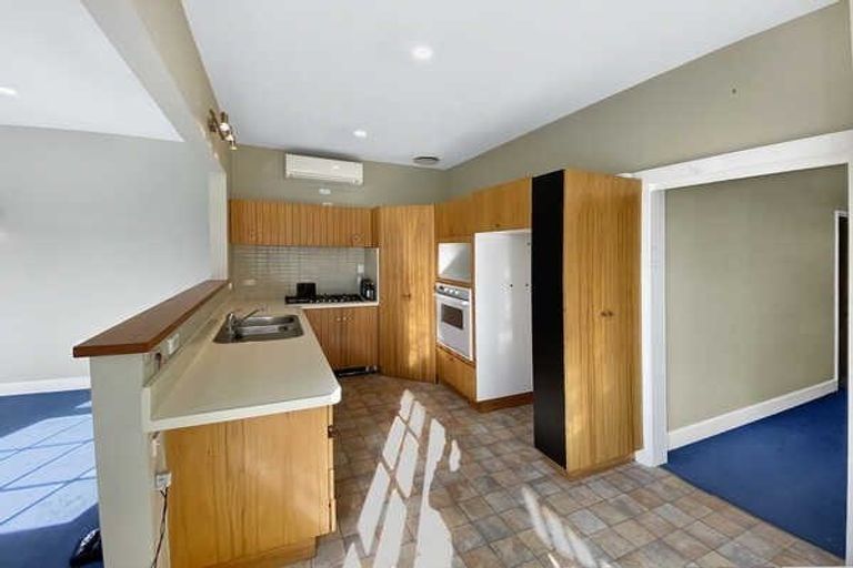 Photo of property in 38 Alpha Avenue, Strowan, Christchurch, 8052