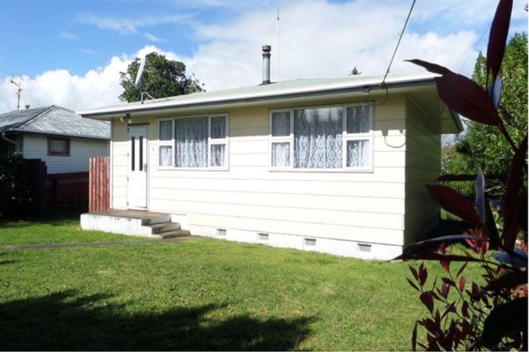 Photo of property in 43 Daniell Street, Featherston, 5710