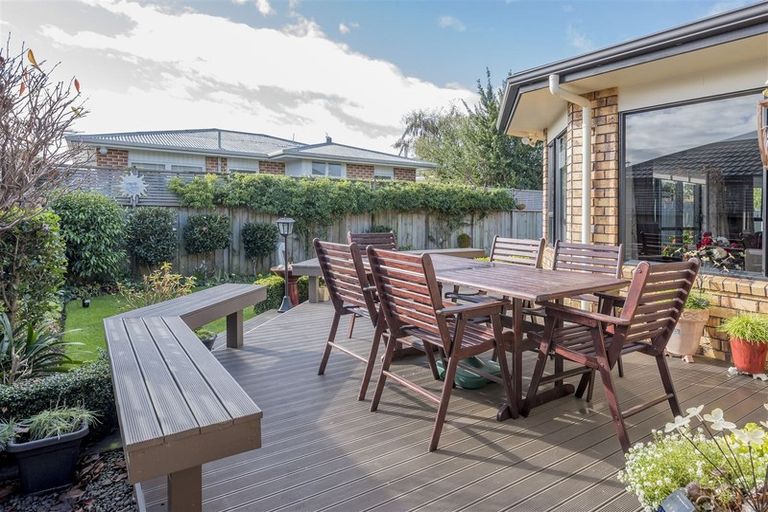 Photo of property in 23b Queenwood Road, Levin, 5510