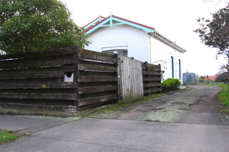 Photo of property in 624a Featherston Street, Roslyn, Palmerston North, 4414