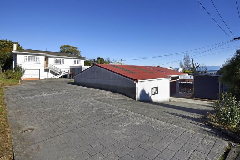 Photo of property in 26 Tosswill Road, Tahunanui, Nelson, 7011