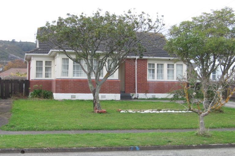 Photo of property in 50 Compton Crescent, Taita, Lower Hutt, 5011