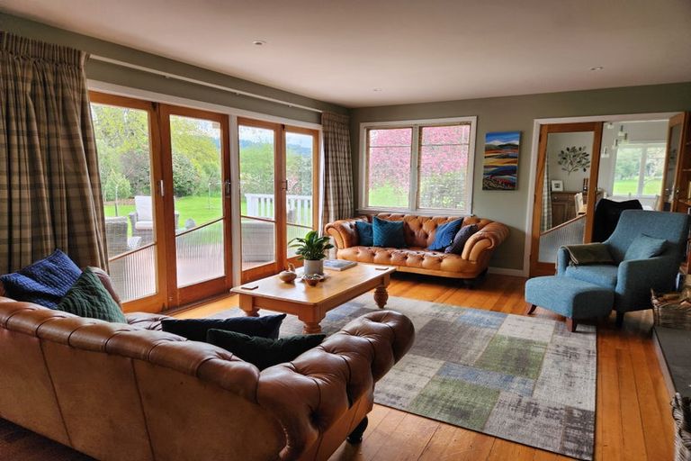 Photo of property in 42 Pigeon Valley Road, Wakefield, 7025