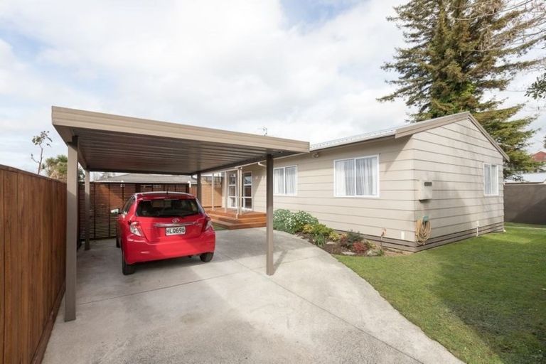 Photo of property in 13b Livingstone Avenue, Nawton, Hamilton, 3200