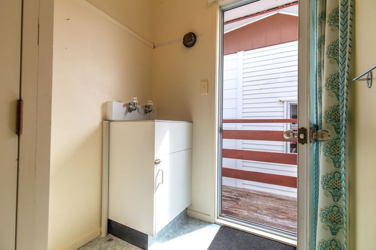 Photo of property in 1a Uenuku Avenue, Raglan, 3225