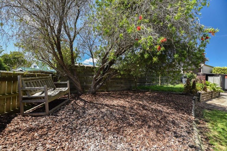 Photo of property in 28 Iles Road, Lynmore, Rotorua, 3010