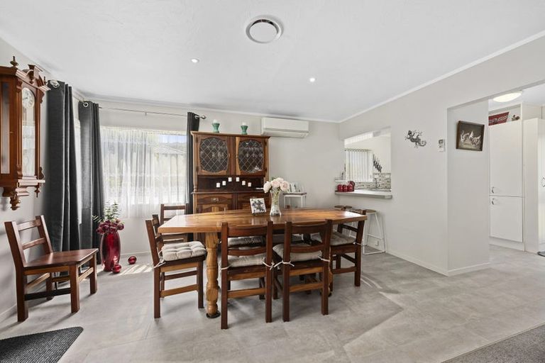 Photo of property in 12 Donegal Grove, Birchville, Upper Hutt, 5018