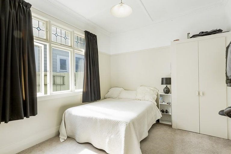 Photo of property in 24 Clifford Street, Dalmore, Dunedin, 9010