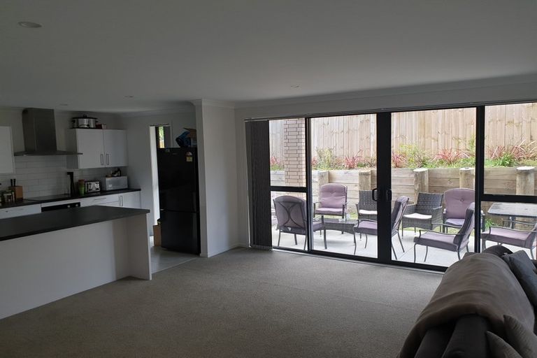 Photo of property in 38 Cockayne Crescent, Sunnynook, Auckland, 0620