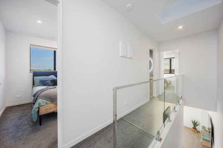Photo of property in 82 Tarapuka Road, Westgate, Auckland, 0814
