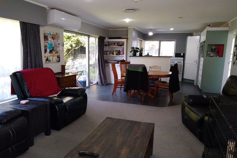 Photo of property in 40a Park Estate Road, Rosehill, Papakura, 2113