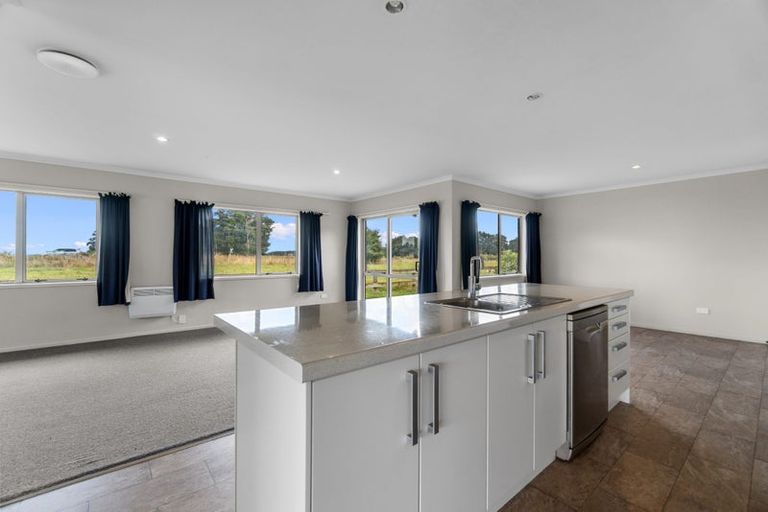 Photo of property in 632 Campbell Road, Richmond Downs, Walton, 3475