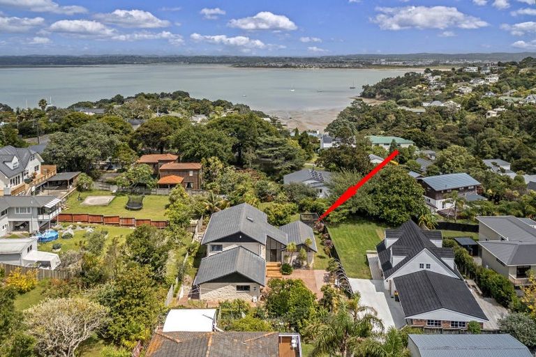 Photo of property in 6 Odin Place, Beach Haven, Auckland, 0626