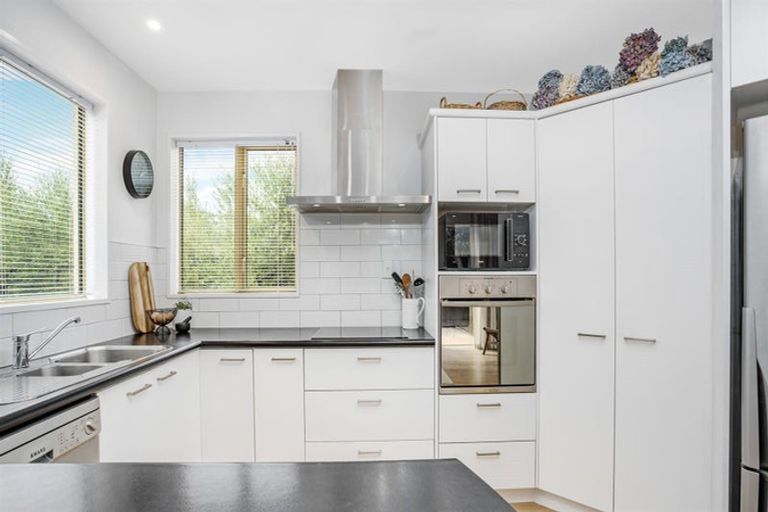 Photo of property in 30 Centaurus Road, Cashmere, Christchurch, 8022