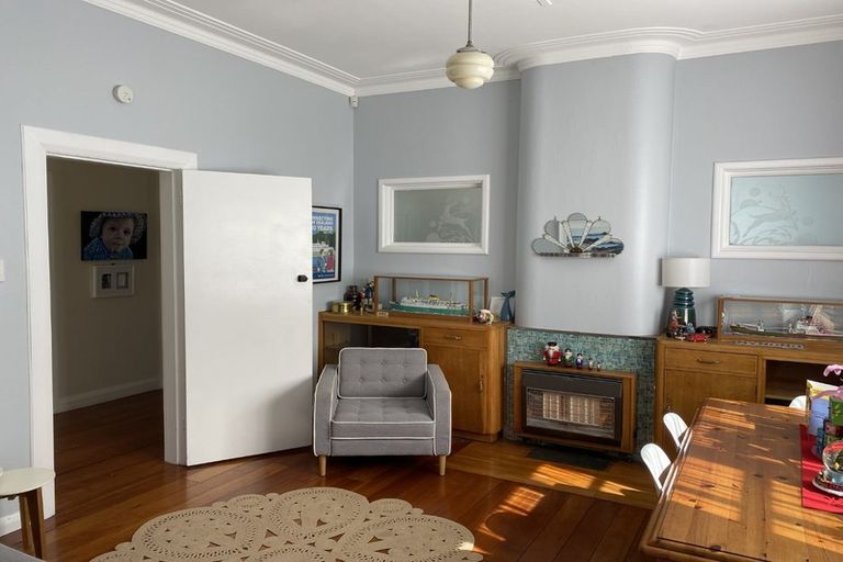 Photo of property in 49 Roy Street, Newtown, Wellington, 6021