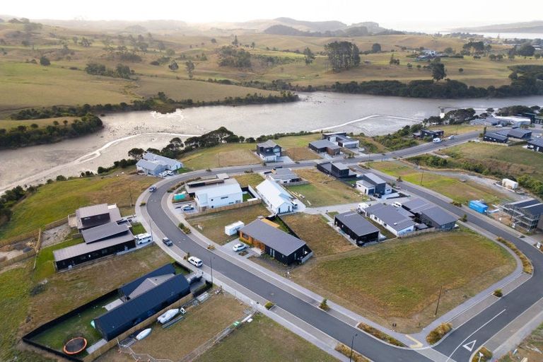 Photo of property in 79 Omahina Street, Raglan, 3225