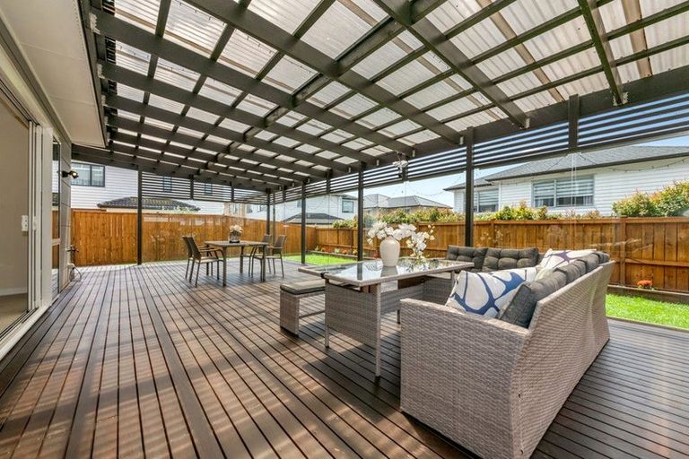 Photo of property in 61 Donegal Park Drive, Flat Bush, Auckland, 2019