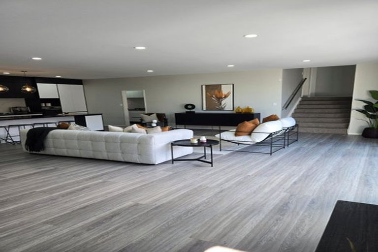 Photo of property in 27 Surf View Crescent, Red Beach, 0932