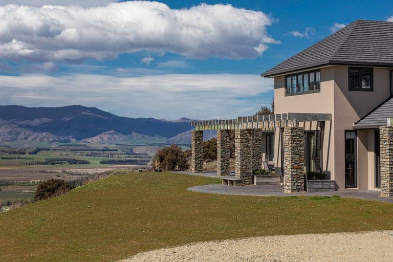 Photo of property in 23 Miharo Lane, Queensberry, Cromwell, 9383