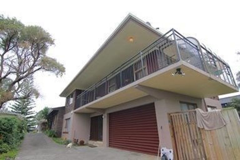 Photo of property in 4/41 Rawhiti Road, One Tree Hill, Auckland, 1061
