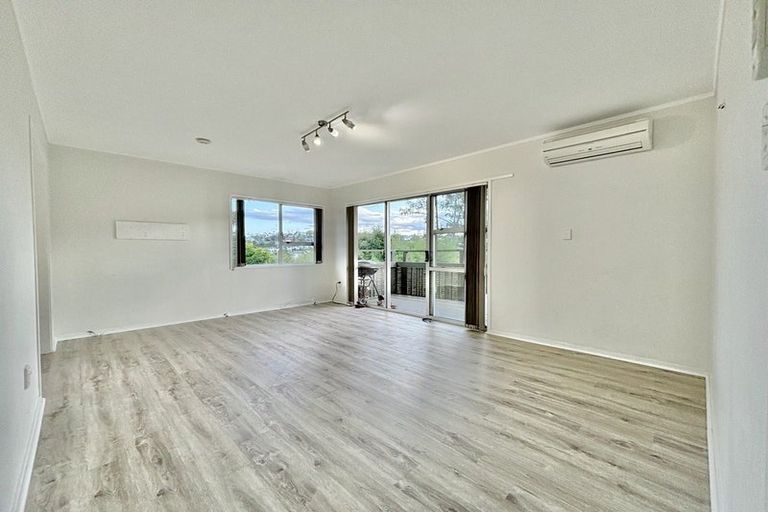 Photo of property in 1/11 Foley Place, Torbay, Auckland, 0632