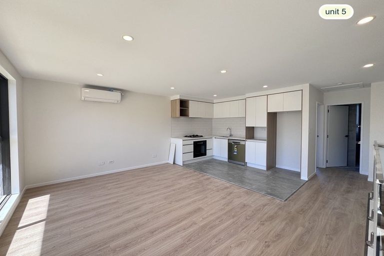 Photo of property in 45 Miro Street, New Lynn, Auckland, 0600
