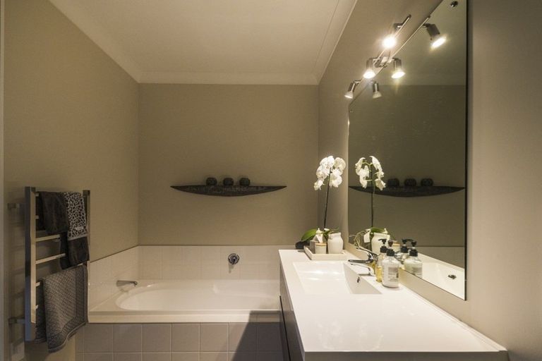 Photo of property in 5 Wake Place, Aokautere, Palmerston North, 4471