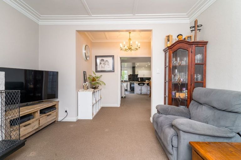 Photo of property in 16 Wycolla Avenue, Saint Clair, Dunedin, 9012