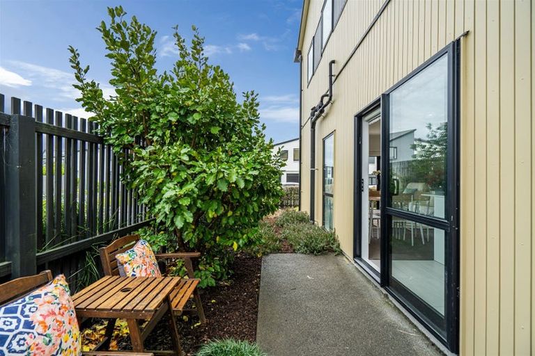 Photo of property in 5 Frank Gill Road, Hobsonville, Auckland, 0616