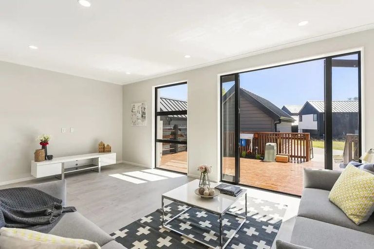 Photo of property in 5 Lark Lane, Whitford, 2571