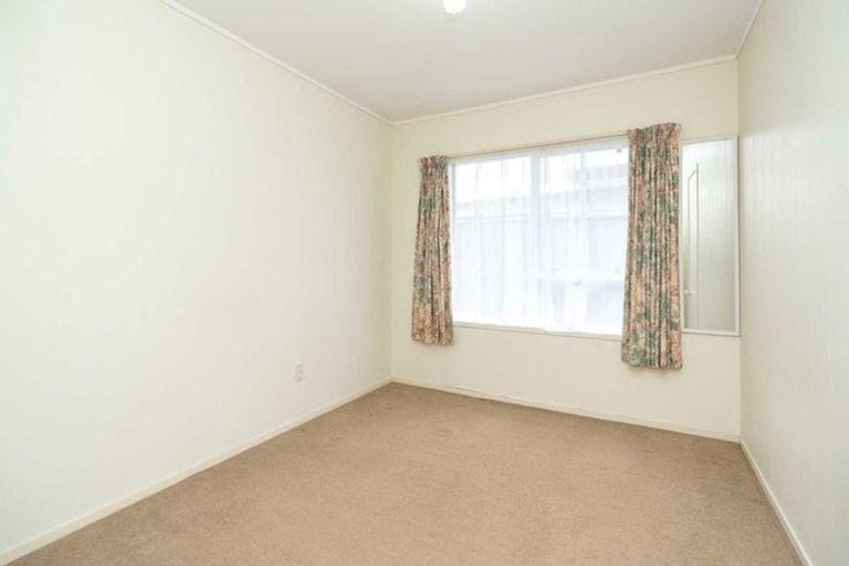 Photo of property in 30 Brocas Avenue, Hillcrest, Hamilton, 3216